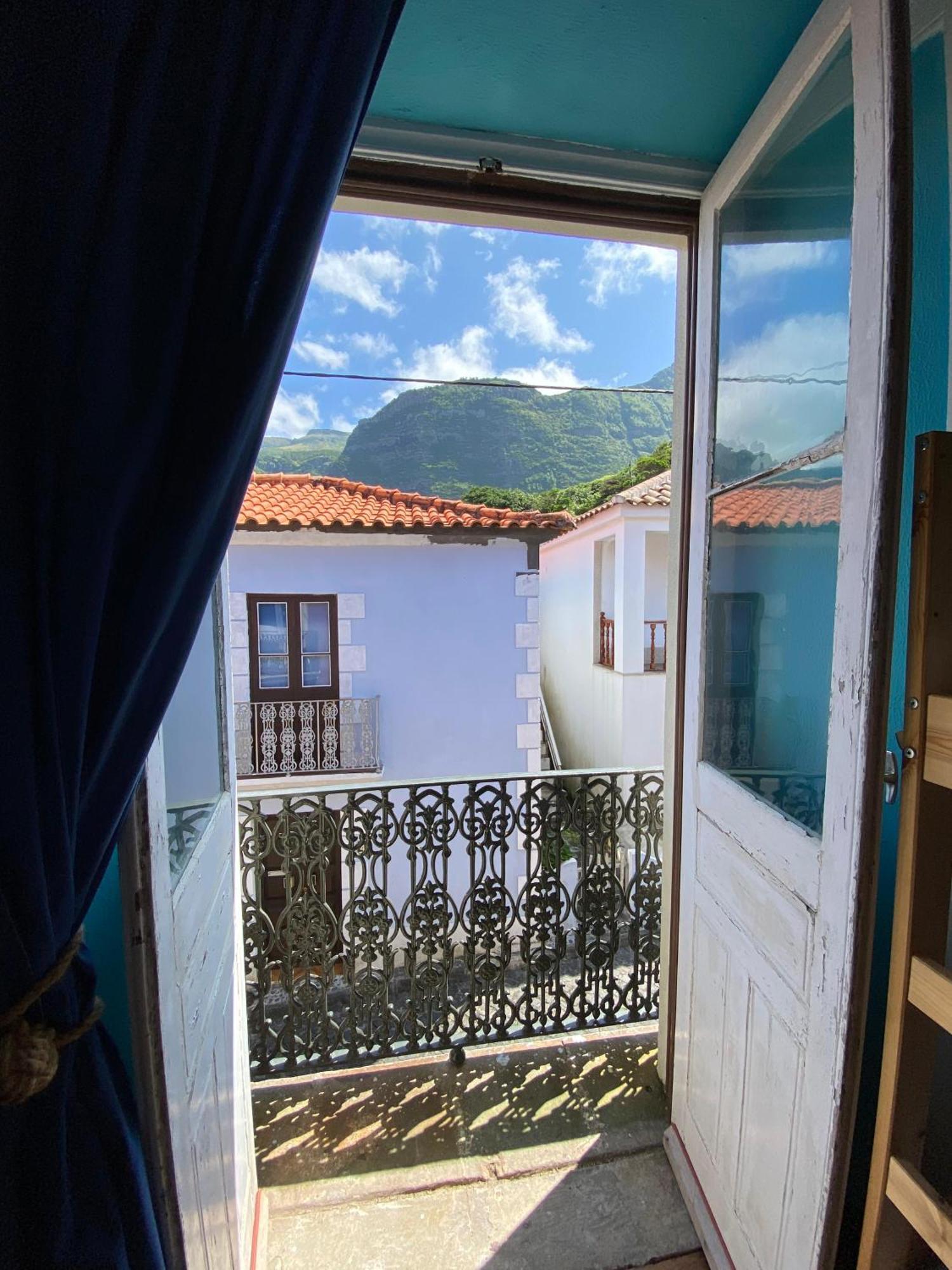 Hostal The Pink House